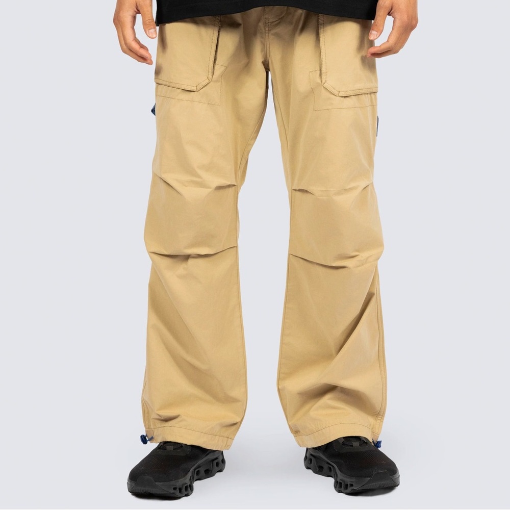 Read! PLEASURES PUBLIC UTILITY PANTS BEIGE Size 38 Super Baggy